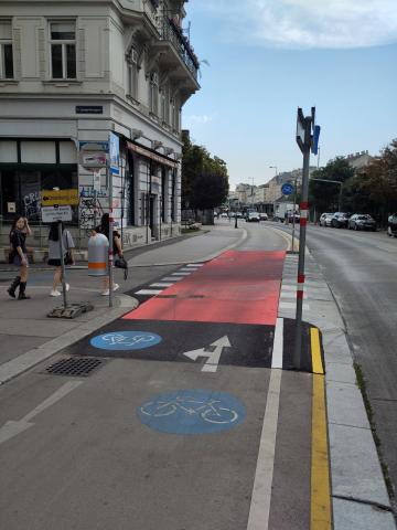 Schönes Beispiel für Radwegquerung – Linke Wienzeile, Kreuzung Laimgrubengasse
